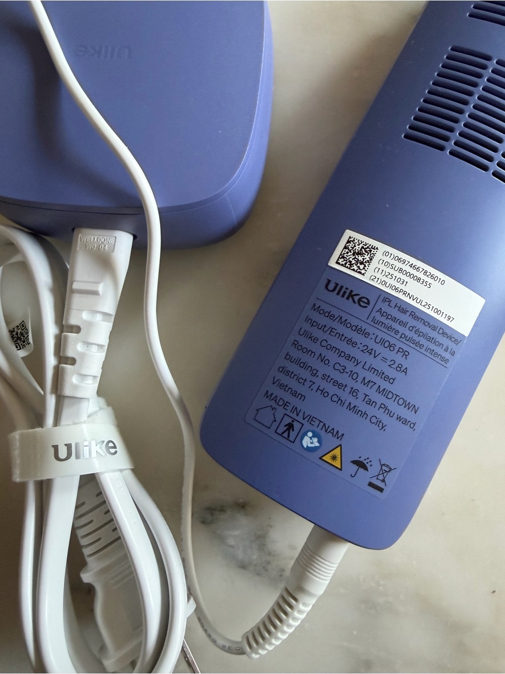 Ulike Air 3 Laser Hair Removal Device - Picture 2 of 5